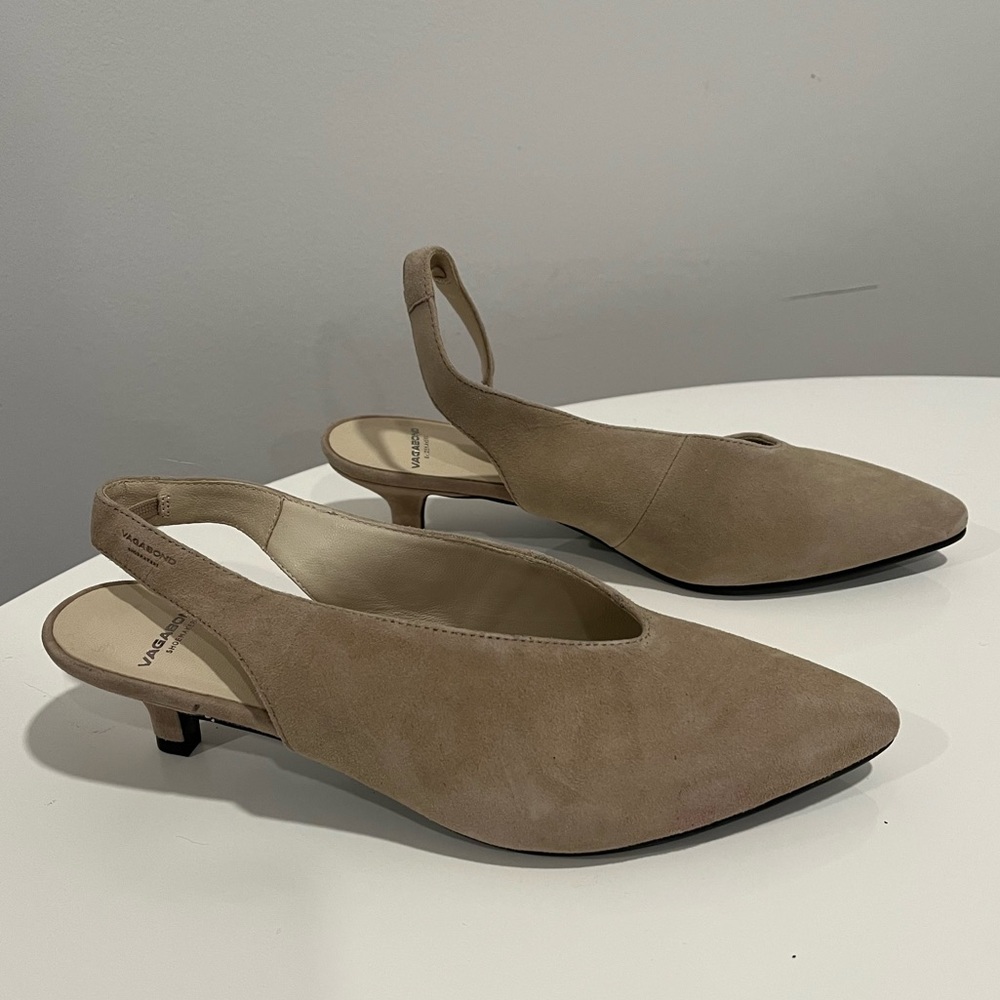 Vagabond Nude Suede Minna Slingback Kitten Heel
